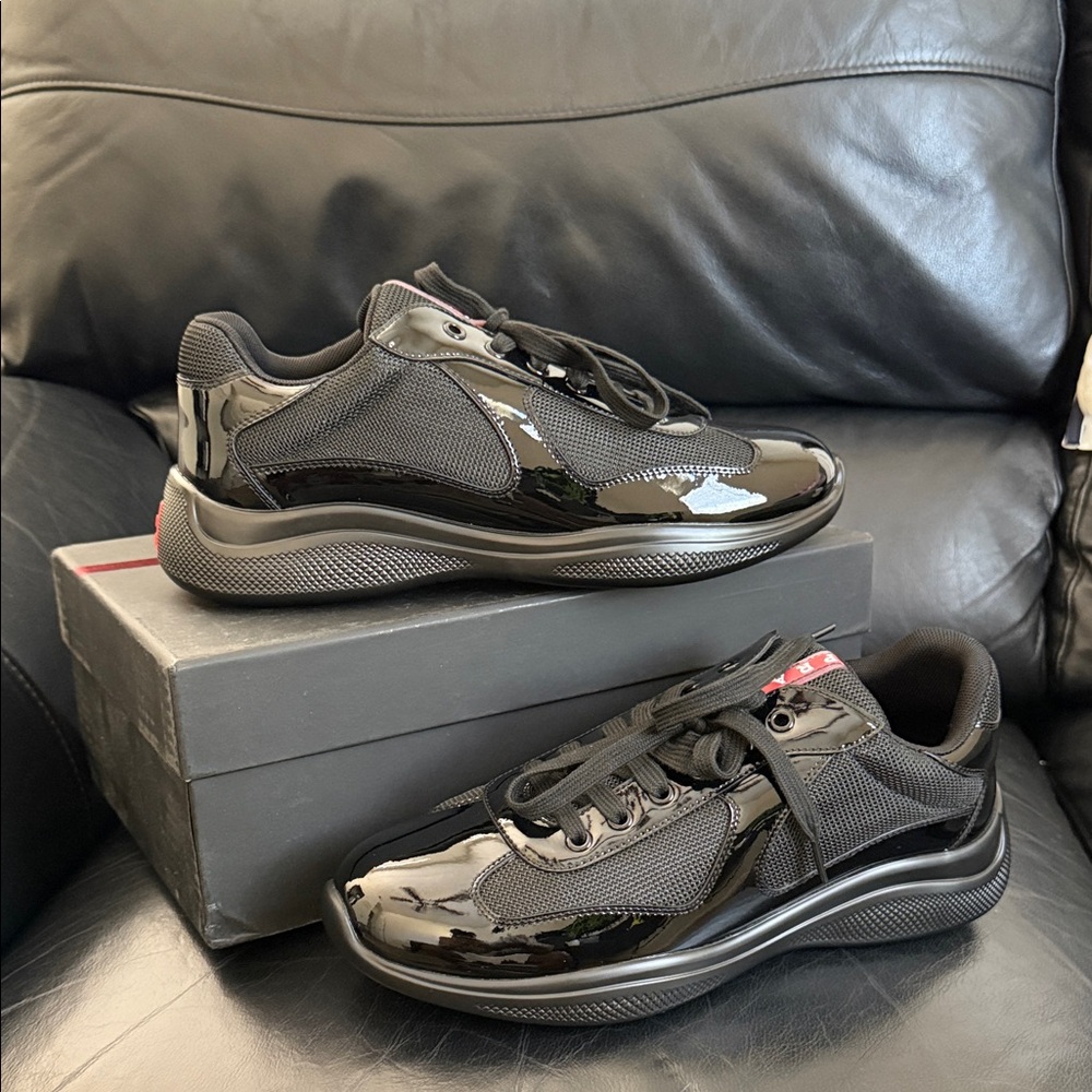 Prada America’s Cup Sneakers blk/red